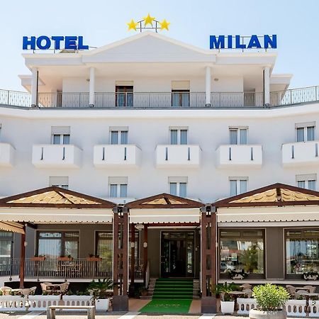 Hotel Milan Rosolina Mare Kültér fotó
