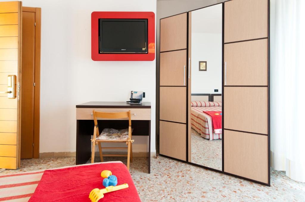 Hotel Milan Rosolina Mare Szoba fotó